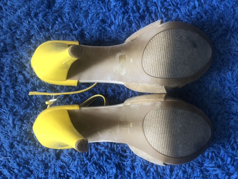 Guess сандали висок ток оригинални 39 номер