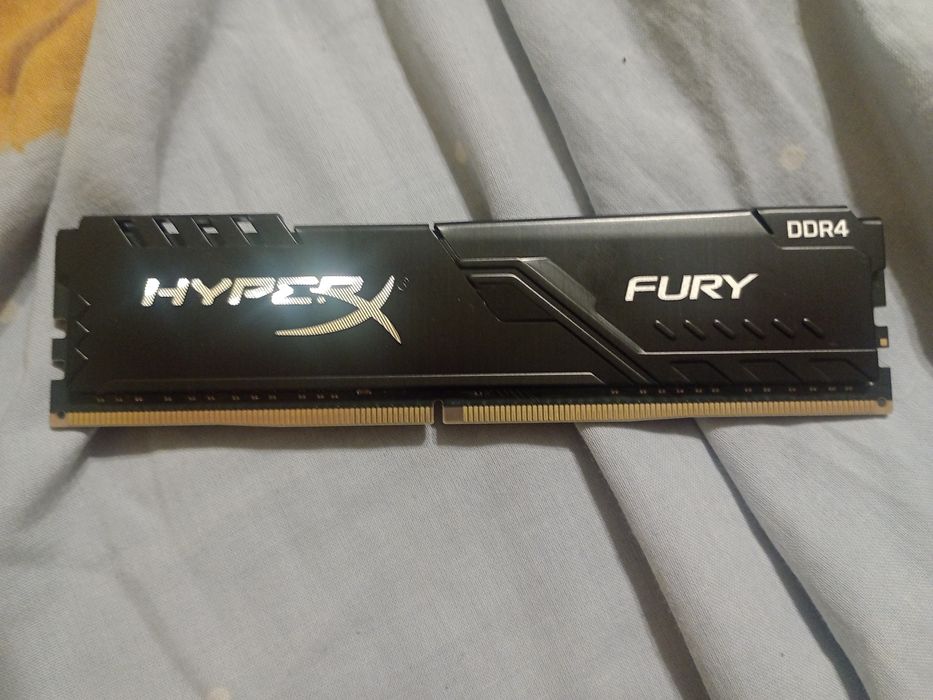 Rami Hyperx Fury 2 X 8 G, DDR4, 3000 Hz, 15cl