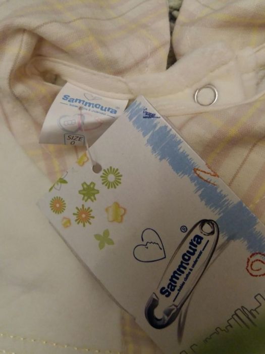 Set salopeta / overall plusata cu basca si babetica mas. 50 (0-1 luni)