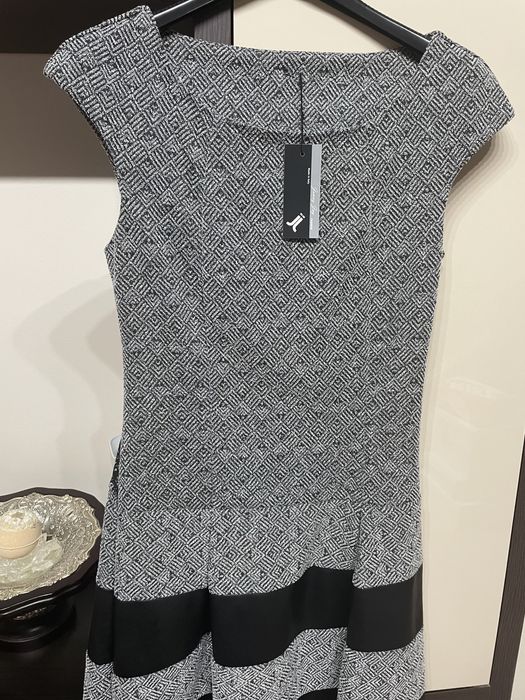 Rochie pentru femei eleganta, cu eticheta