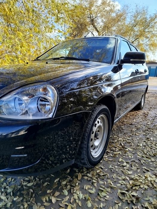 Продам Приора 2 в очень хорошем состоянии без вложений.