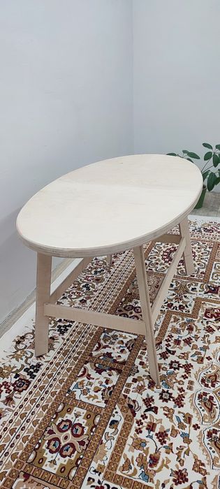 Продам обеденный стол новый