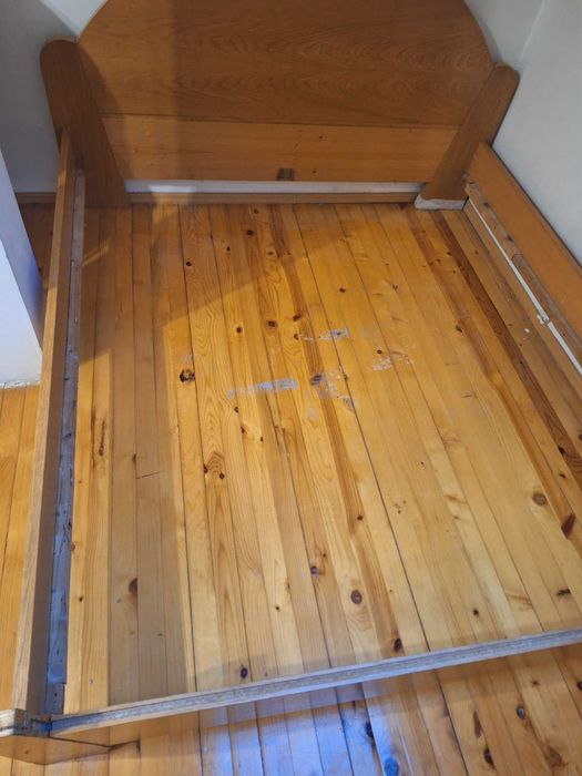 Спалня без матрак и без подматрачна рамка 160 х 190 (166 х 190)