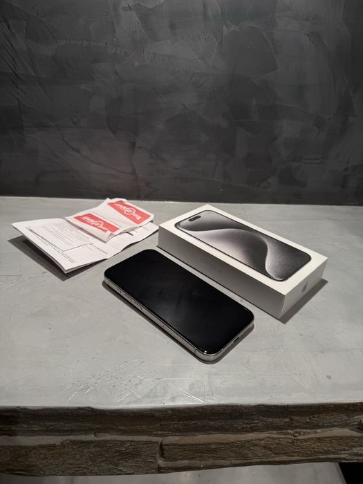 КАТО ЧИСТО НОВ Iphone 15 Pro + гаранция