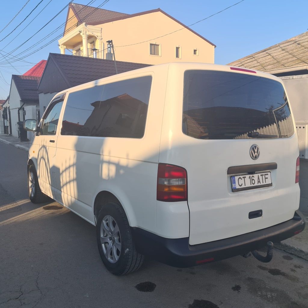 Vw T5 9 locuri 2.5 tdi