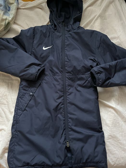 Vand geaca cu gluga nike