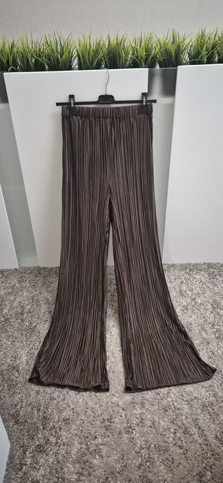 Страхотен панталон в кафяво, S размер