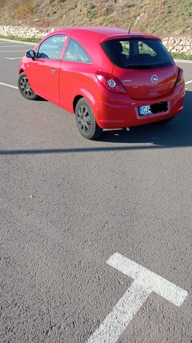 Vând Opel CORSA înmatriculat în România