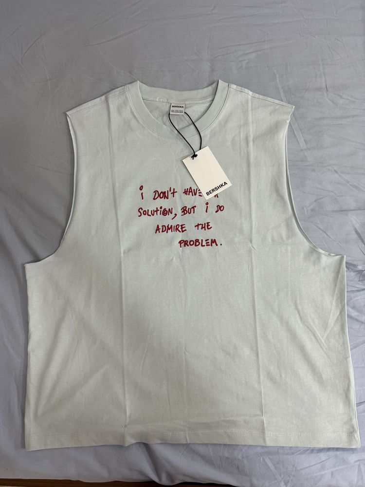 Bershka потник - Size M - NEW