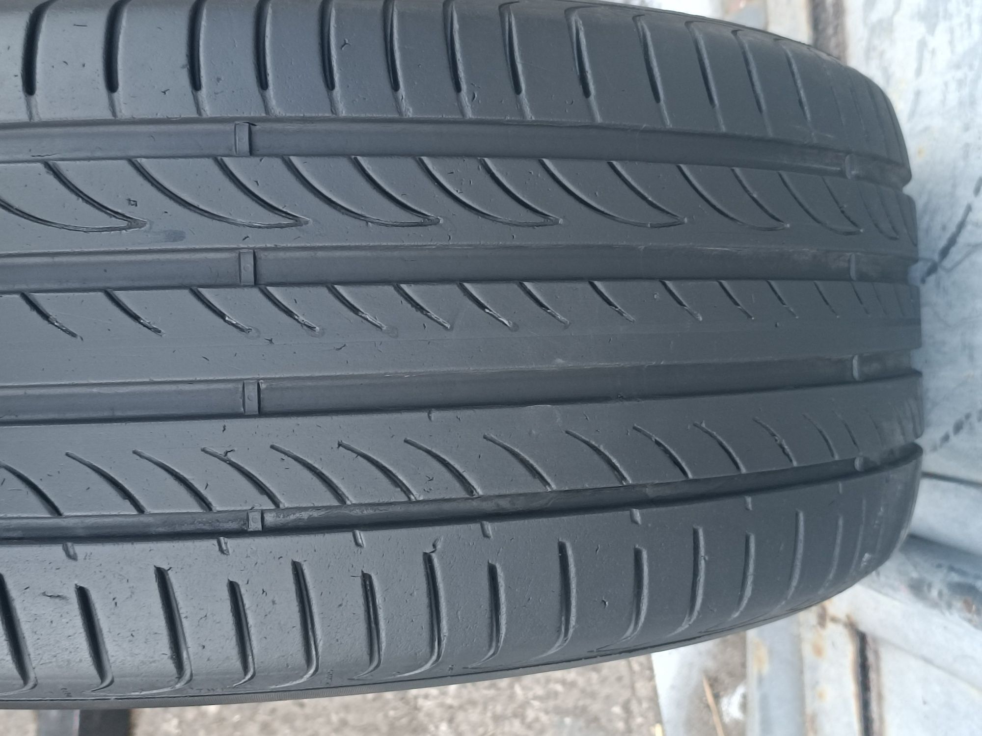225/45/17 Pirelli Дот 2922