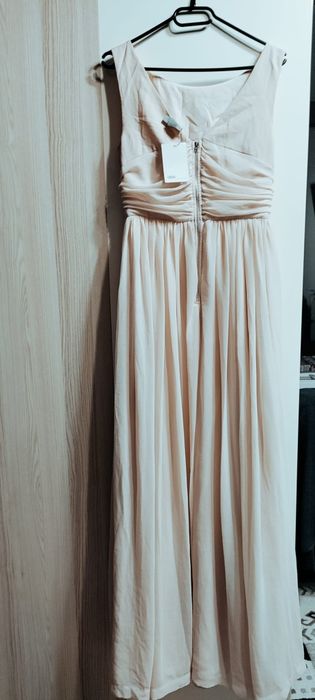 Rochie dama lunga de ocazie Asos măsura S (UK 10) nouă, cu eticheta