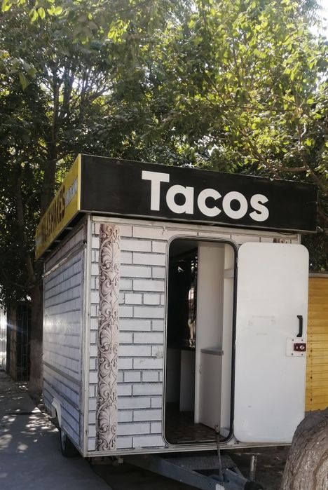 Фудтрак  торговый прицеп