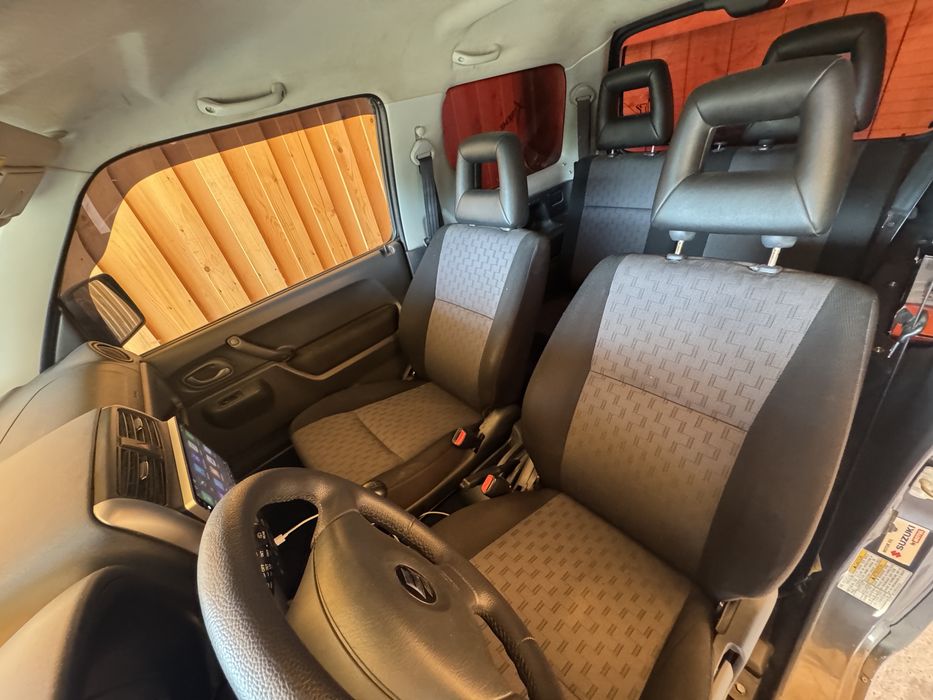 Suzuki jimny 1.3 16 valve