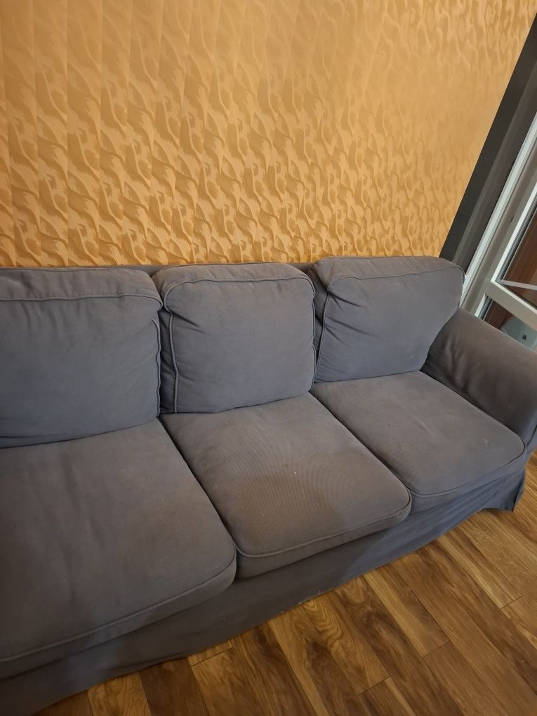Триместен диван Ikea Ektorp
