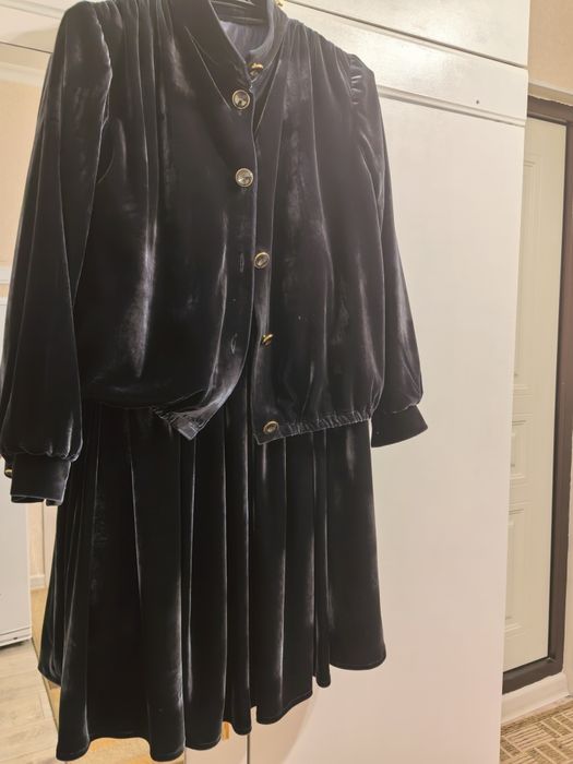 Продам женскую одежду