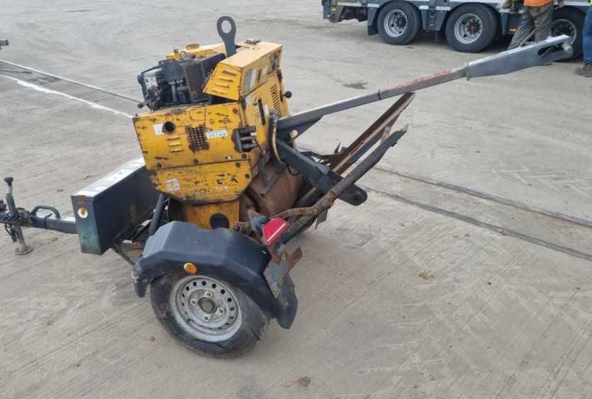 vand/inchiriez Cilindru compactor Terex motor Hatz 2013 512kg