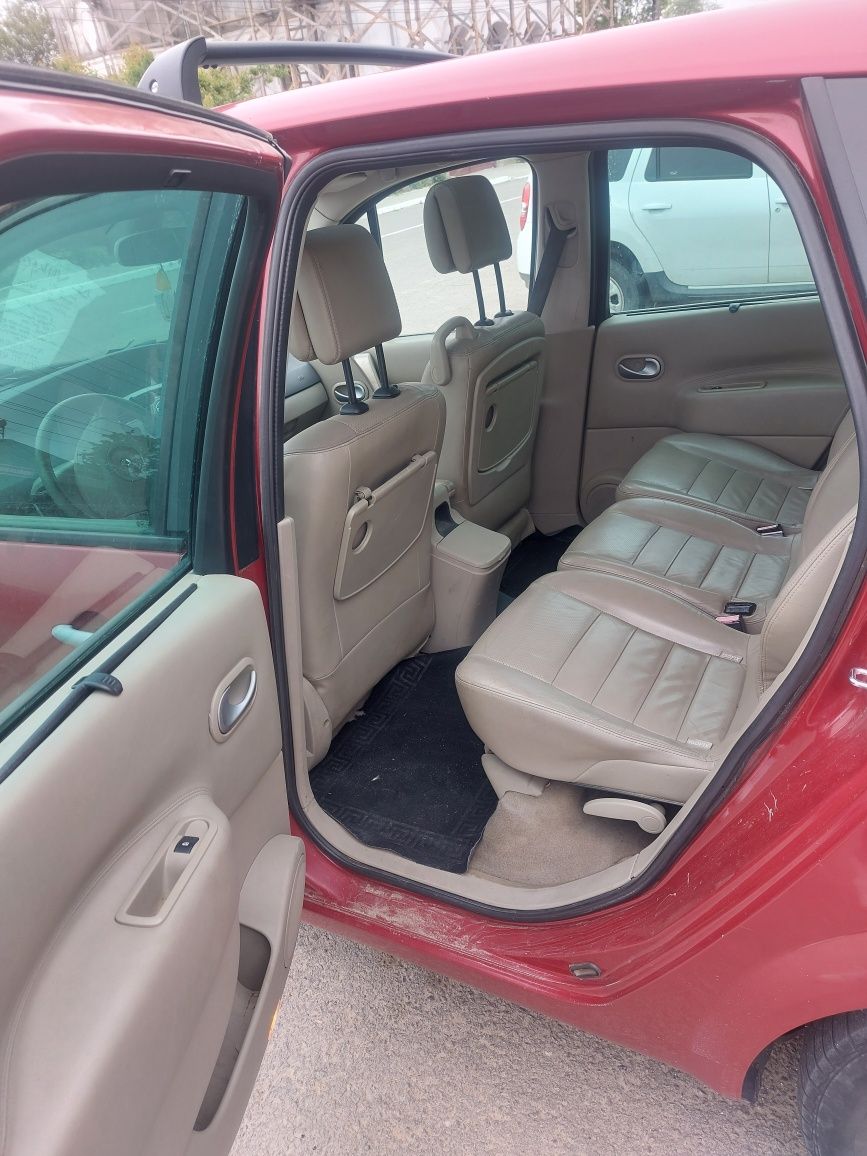 Renault grand scenic 2009 7 locuri
