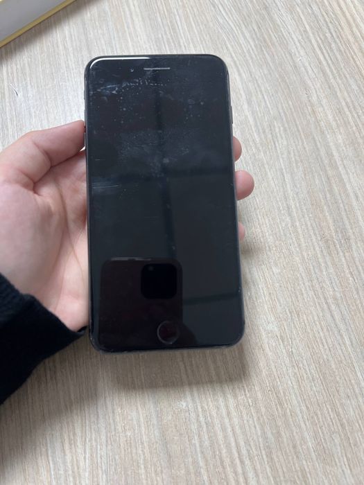 Ayfon 8 plyus 256 tali