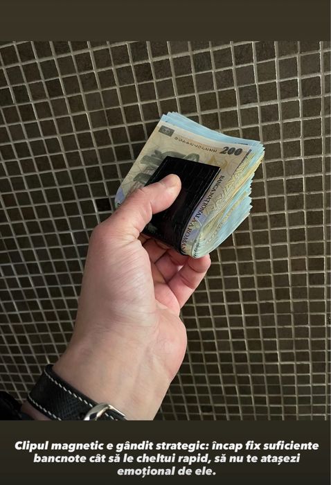 Clip magnetic pentru bani lucrat manual din piele de crocodil