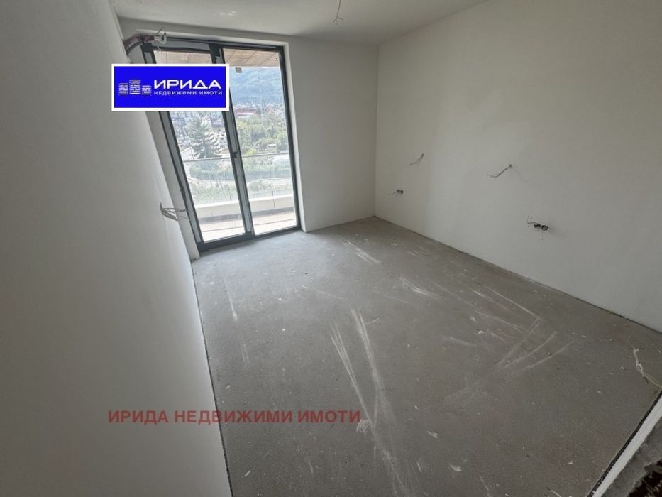 Просторен тристаен апартамент в Кръстова вада с АКТ 16!