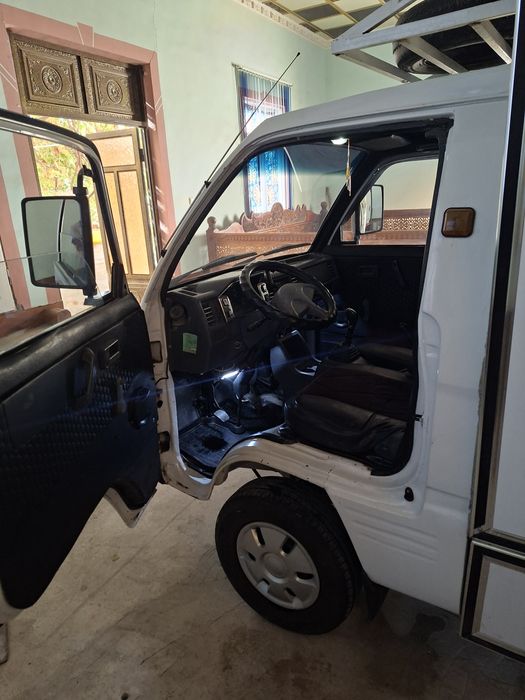 Damas labo sotiladi 2013 yil