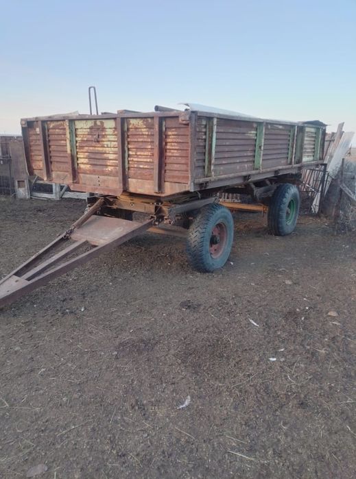 Продам прицеп птс 4 на ходу в хорошем состояние