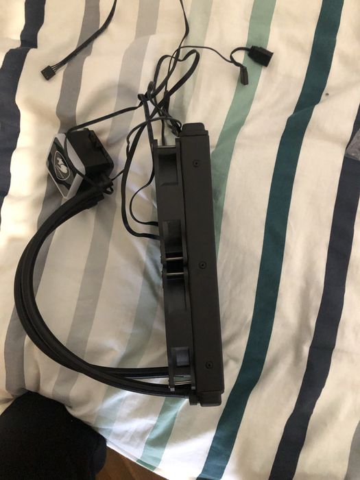 Водно охлаждане Cougar