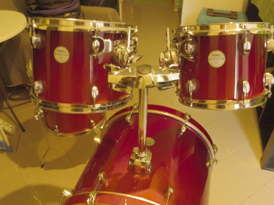 Акустични барабани Мапекс Меридиън - бреза 20-14-12-10 Mapex drums