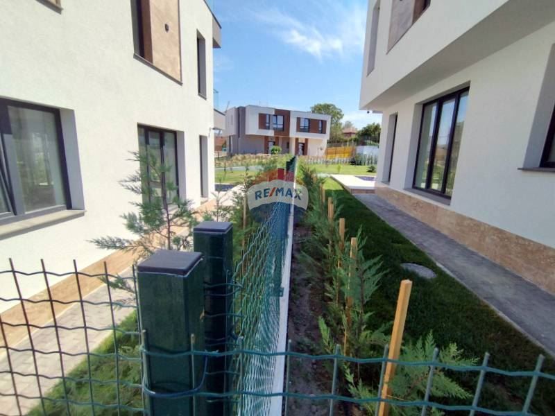 Продава се Къща в Варна, Виница - 267 кв.м за 1735 €/кв.м - Снимка #1