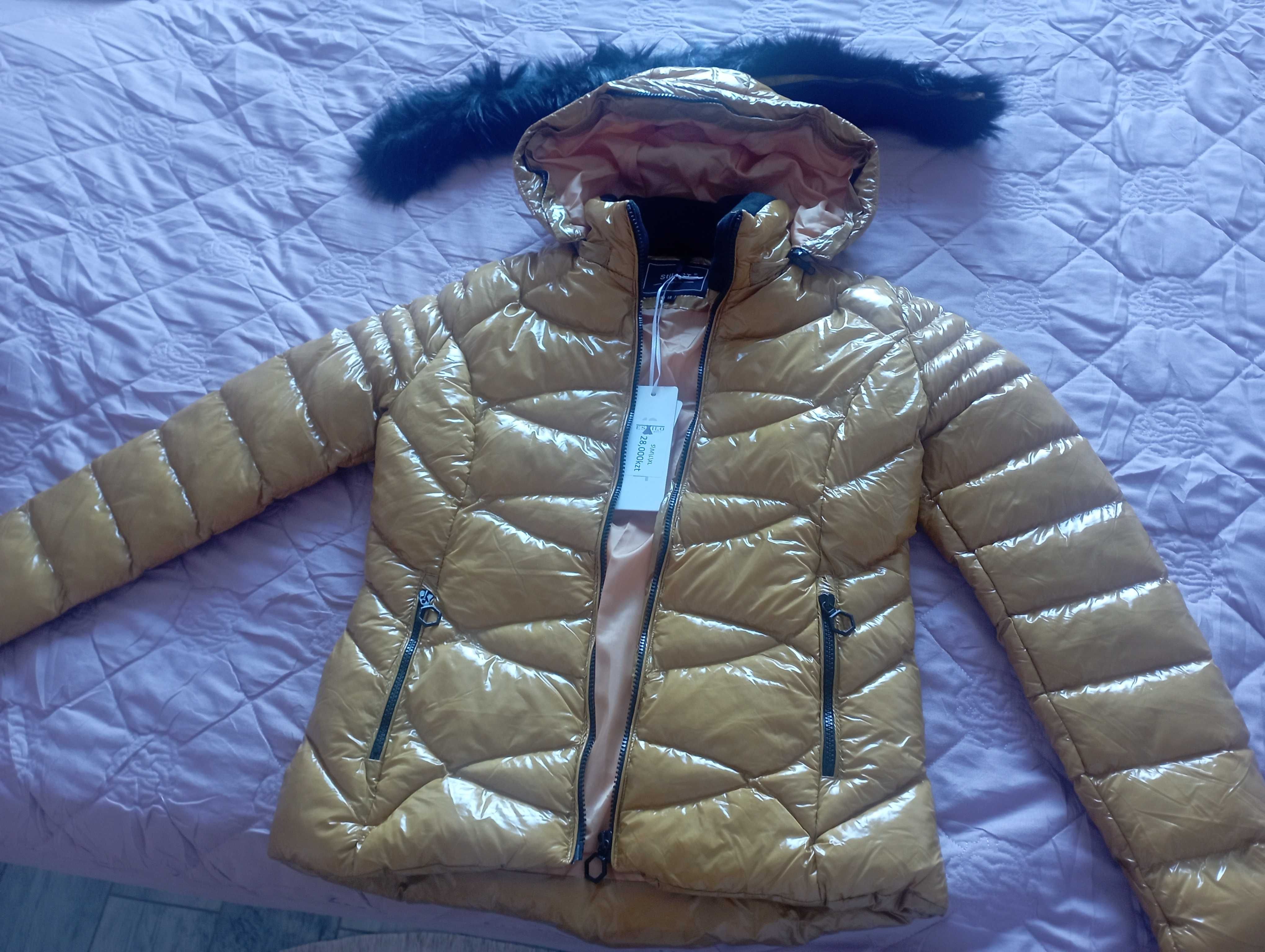 Продается женская демисезонная куртка, пр-во Турция