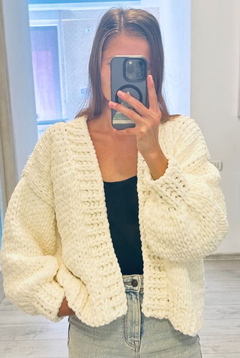 cardigan de pluș Hand made lucrat manual