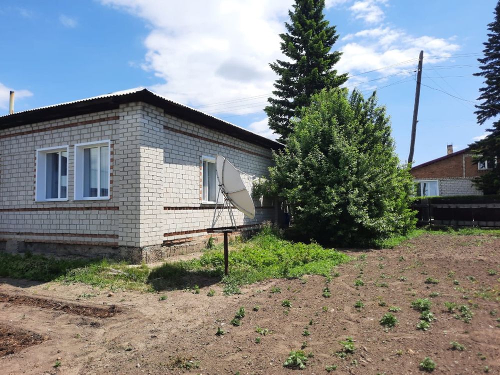 Продам  дом в поселке Первомайка
