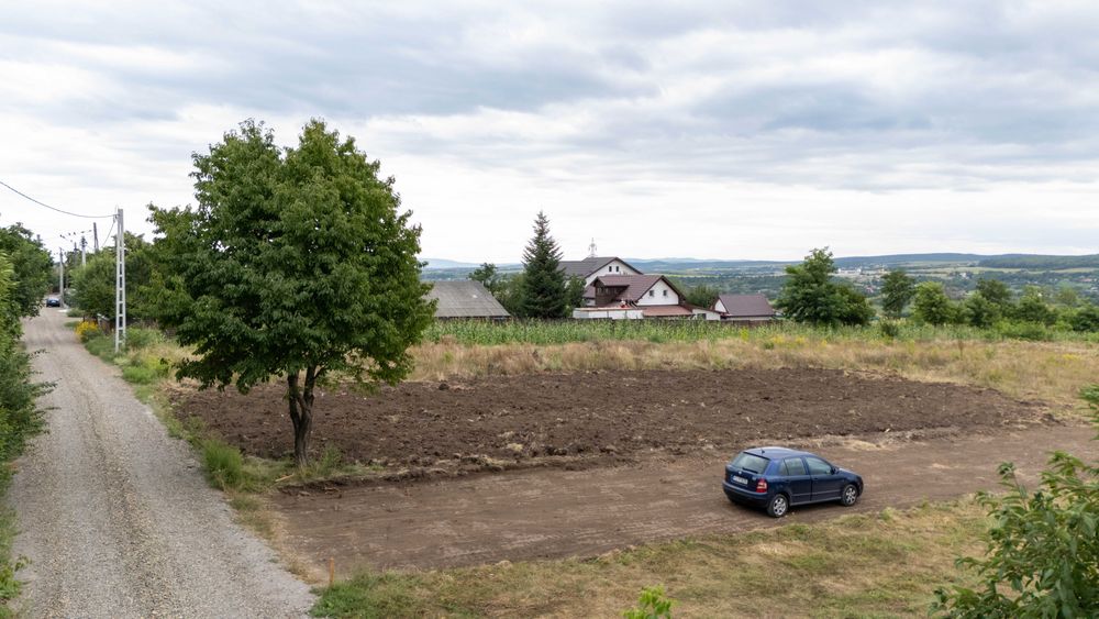 Teren intravilan Catamaresti-Deal cu utilități