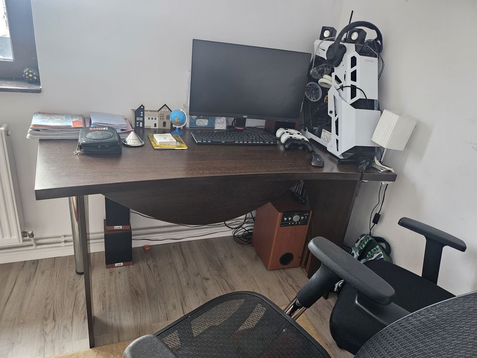 Vand birou mare culoare venghe