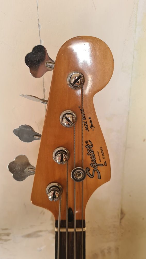 Squier by Fender bass E-series Made in Korea 1987
