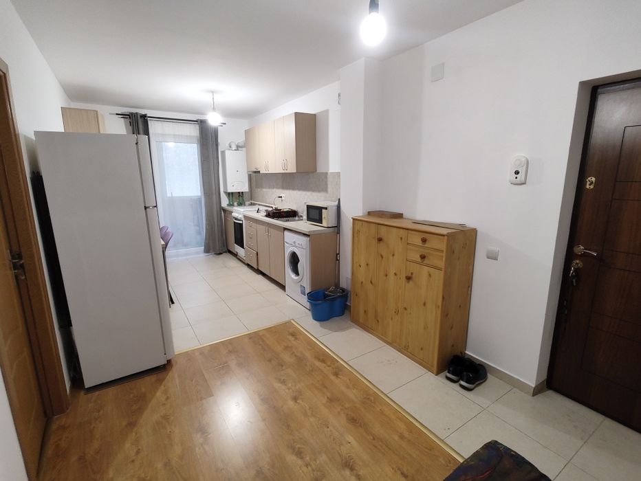 Dau in chirie apartament 1 camera 40 mp+balcon inchis,parcare Florilor