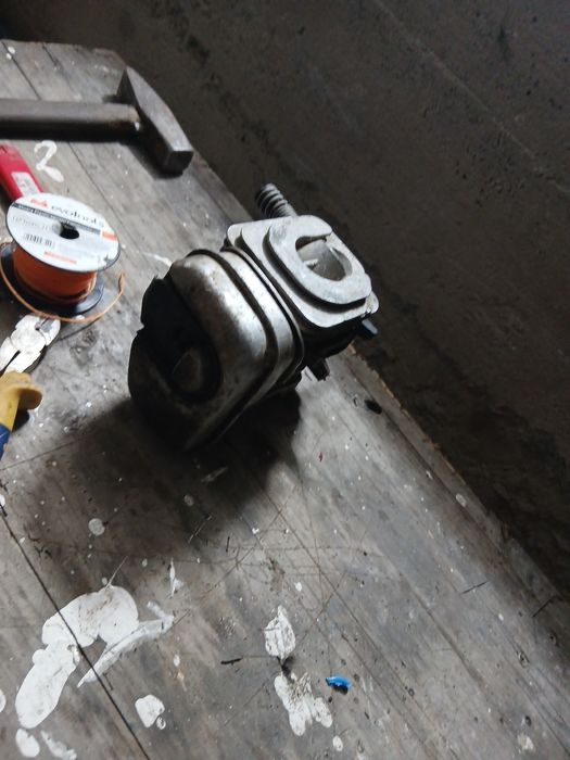 Vând chiulasă tobă de drujba husvarna 240