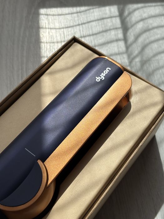 Dyson Airstrait (garantie 2 ani)