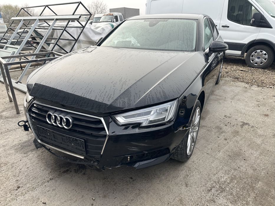 Audi A 4 avariat 2018 benzina