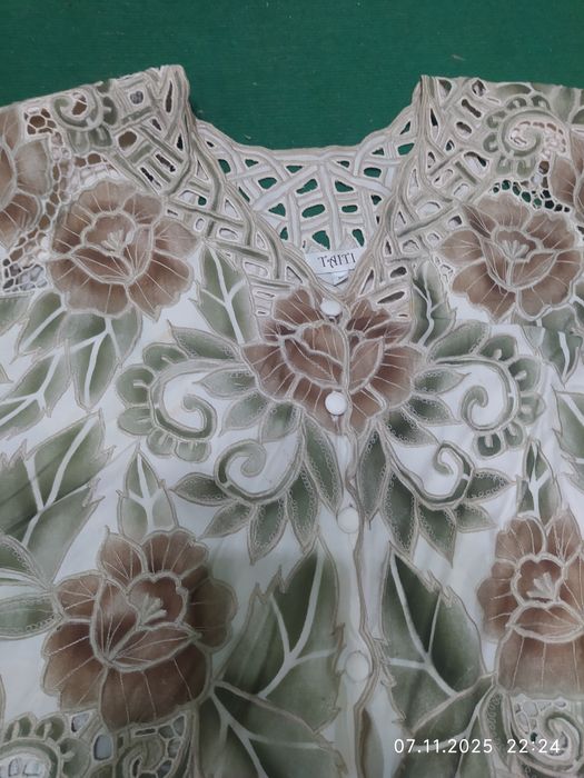 Продам женский костюм 52-54