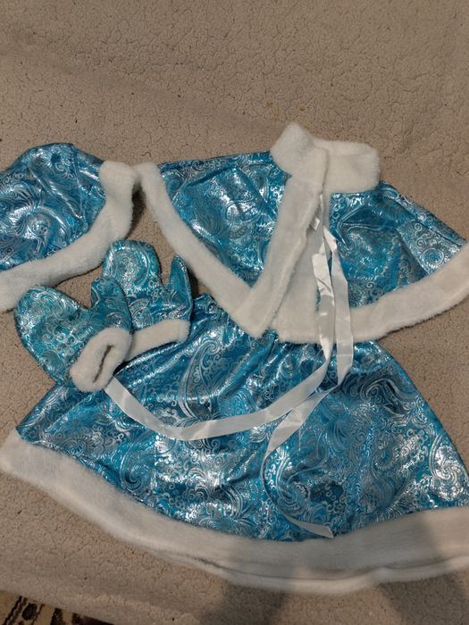 Продам костюм снегурочки