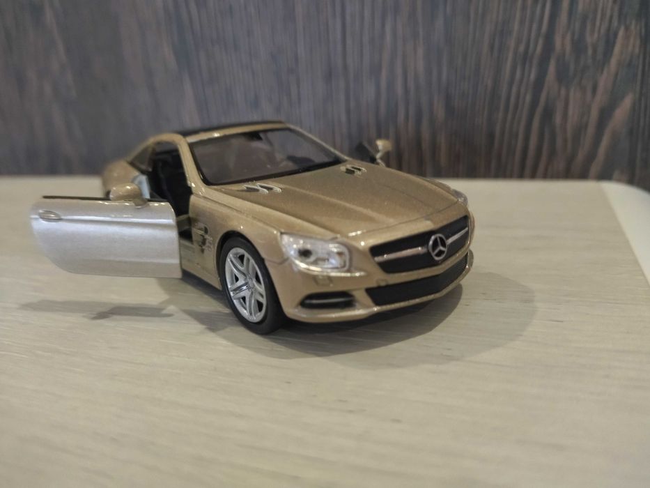 Метална количка Mercedes -Benz SL 500 !!!