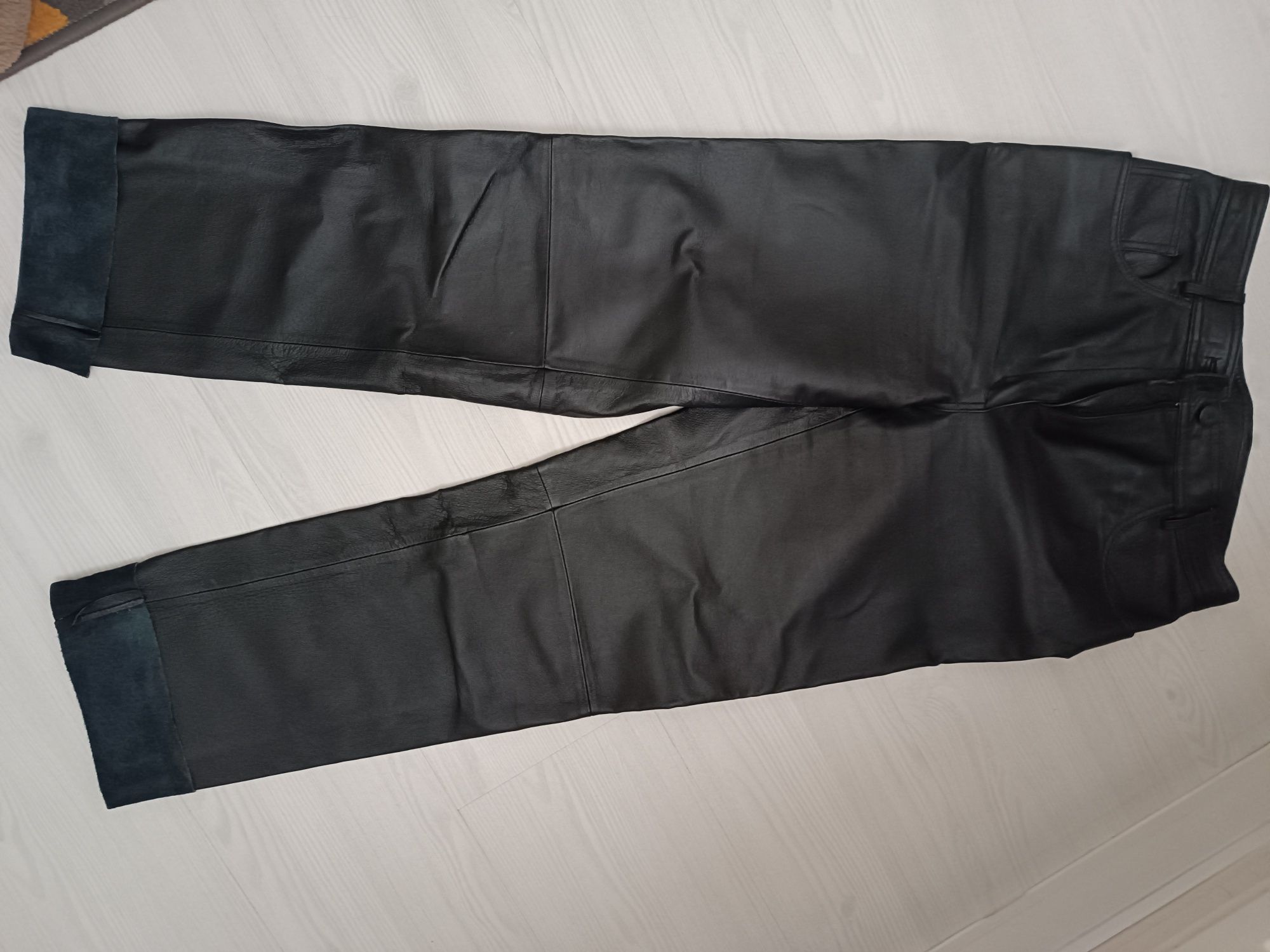 Pantaloni piele naturala