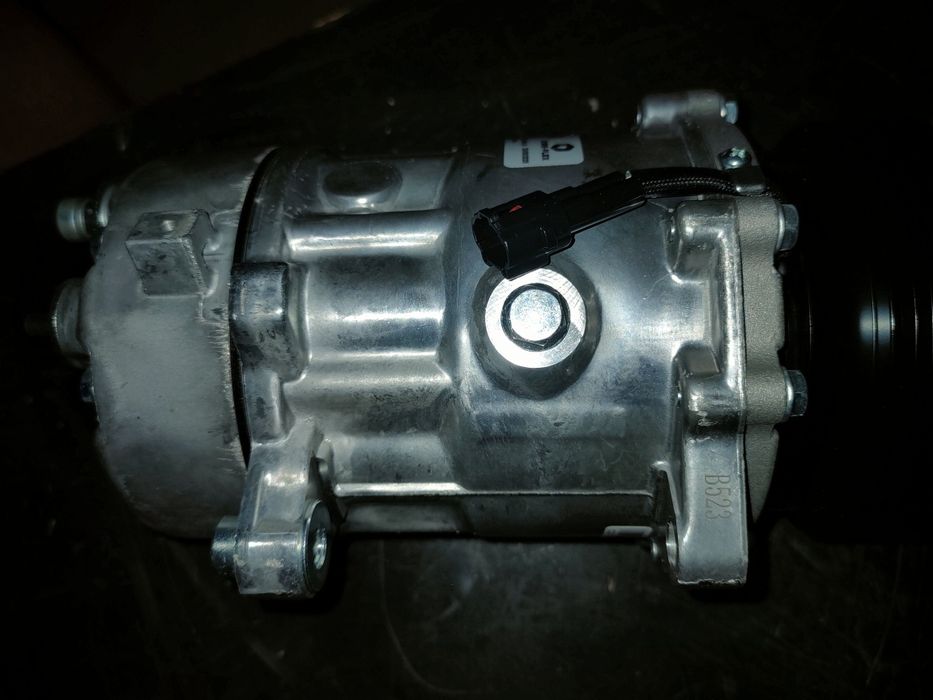Vând compresor clima nou Golf 4 Bora Sharan Audi A3 Ford Galaxy Seat