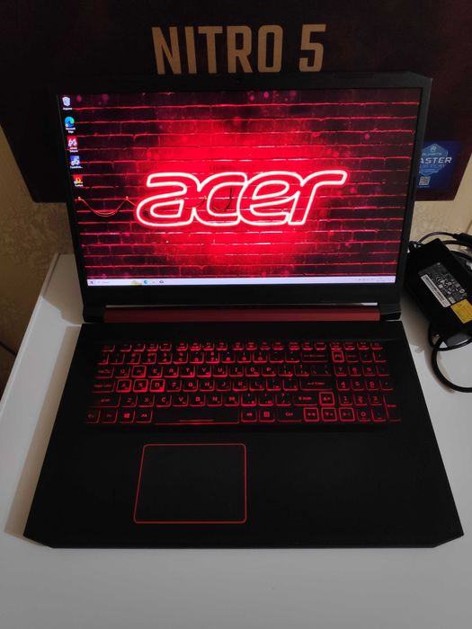 Gtx1660Ti Core i5 180W 17" FullHd Большой Игровой ноутбук Acer Nitro 5