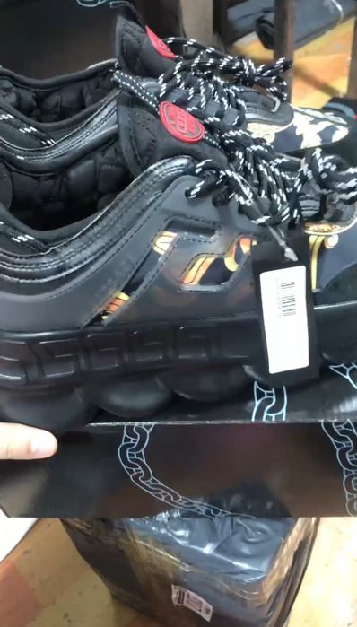 Versace chain reaction medusa