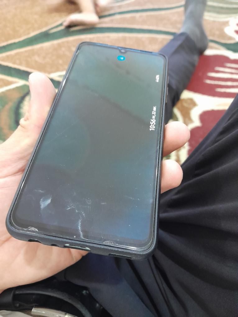 Samsung A22 4G.   4/64 ideal
