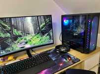 PC de gaming cu monitor
