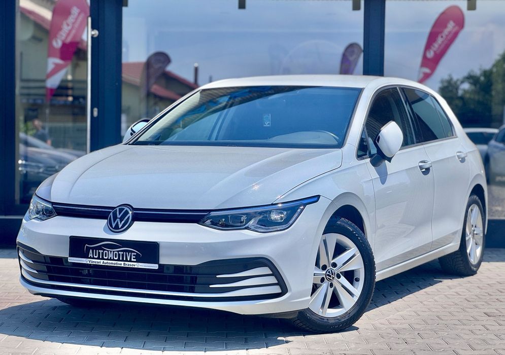 Volkswagen Golf VW Golf 8 automat Hybrid faruri Led