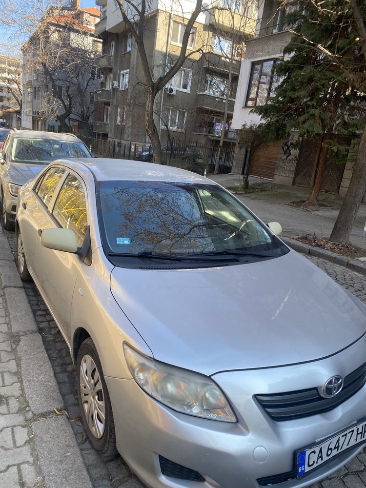 Тойота Корола